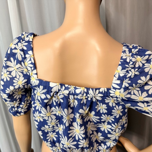 AMERICAN EAGLE OUTFITTERS Square Neck Cropped Daisy Top (Size S) - Picture 8 of 14